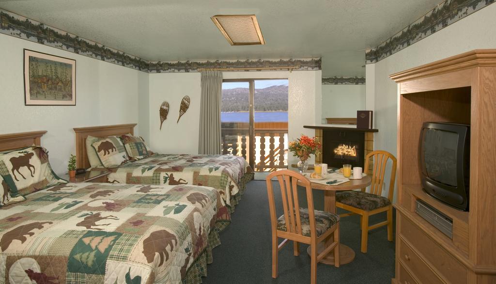 Big Bear Lakefront Lodge Værelse billede